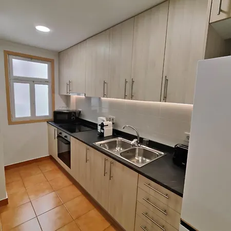 Charming Poblenou Апартаменты *