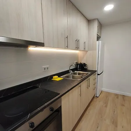 Charming Poblenou Апартаменты Барселона